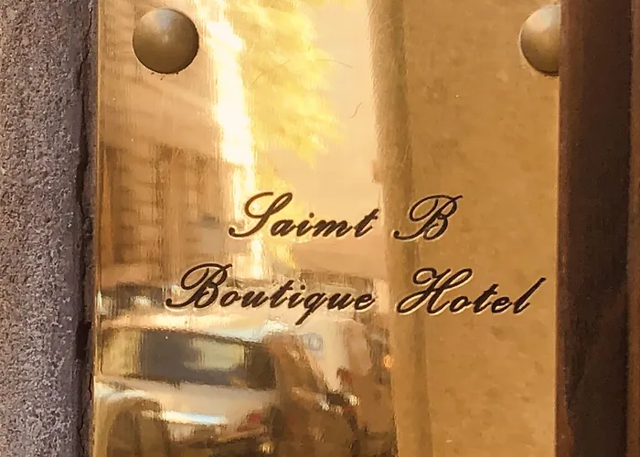 Saint B Boutique 3*