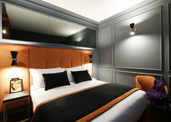 Saint B Boutique Stb