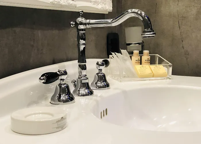 Saint B Boutique Stb 3*